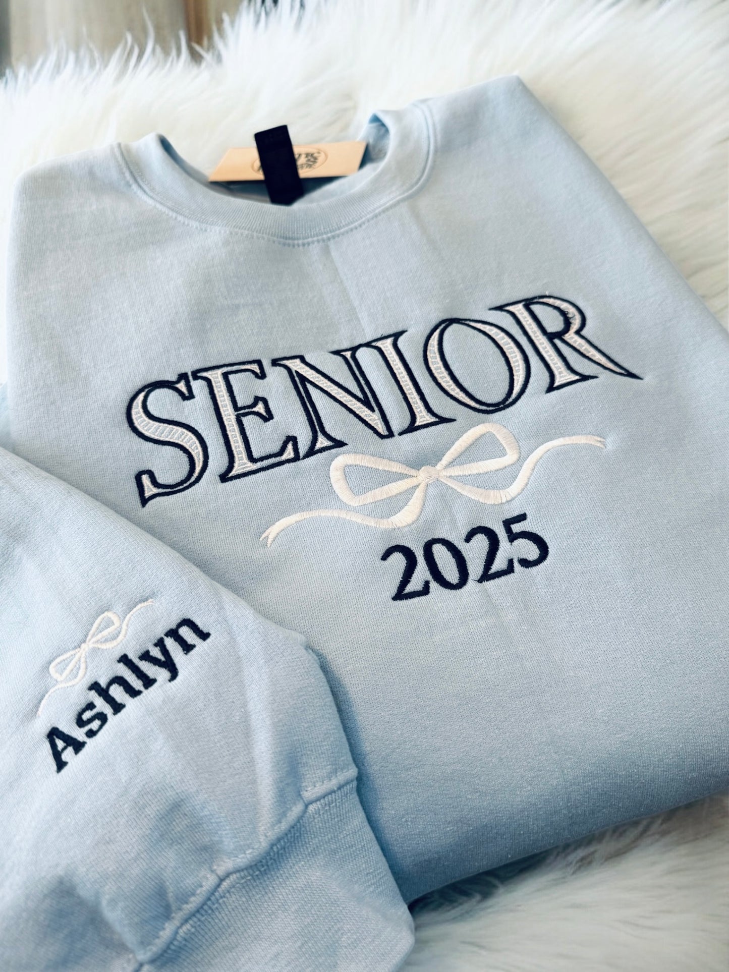 Senior Sweatshirt Embroidered